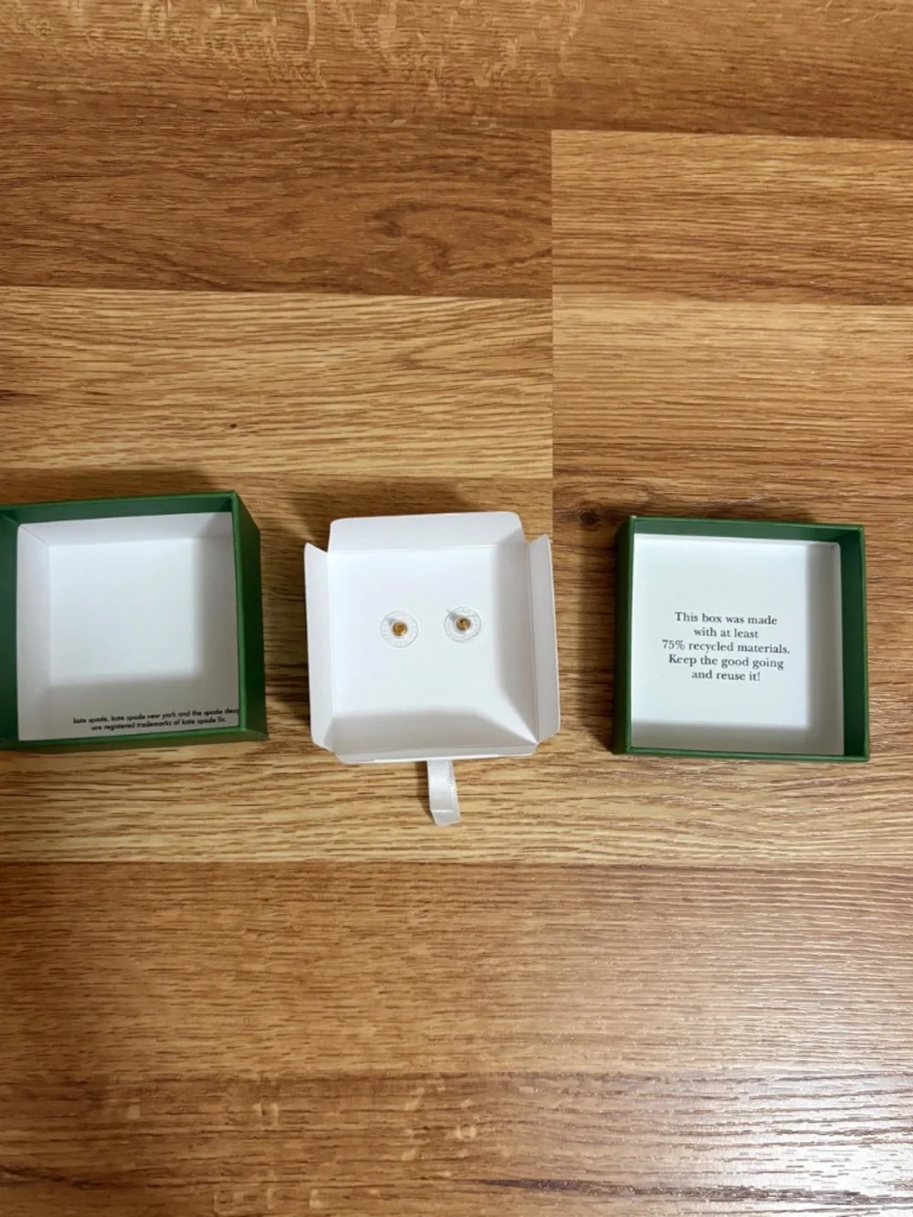 NIB Kate Spade bright ideas stud earrings